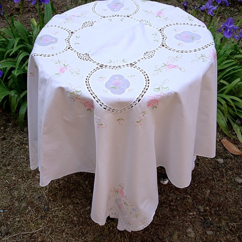 Table Runner - Reine Baumwolle kleine Maschine Stickerei Blume