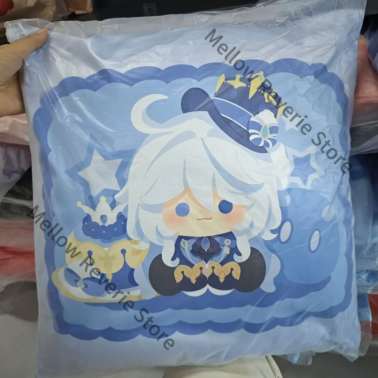 Genshin Impact Furina Scaramou – Throw Pillow Bewertung und Preis